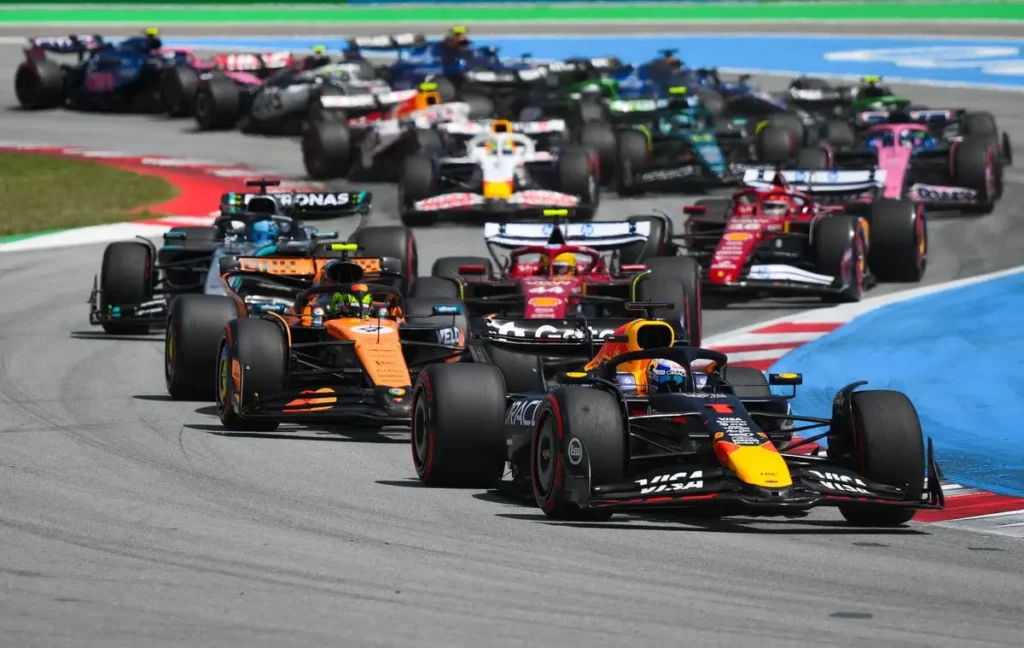 Race start of the 2025 F1 Spanish Grand Prix © Red Bull Content Pool
