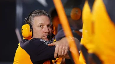 Zak Brown during media duties as he comments on the potential Verstappen McLaren move, with the McLaren boss opening the door amid rising F1 transfer talk. © IMAGO