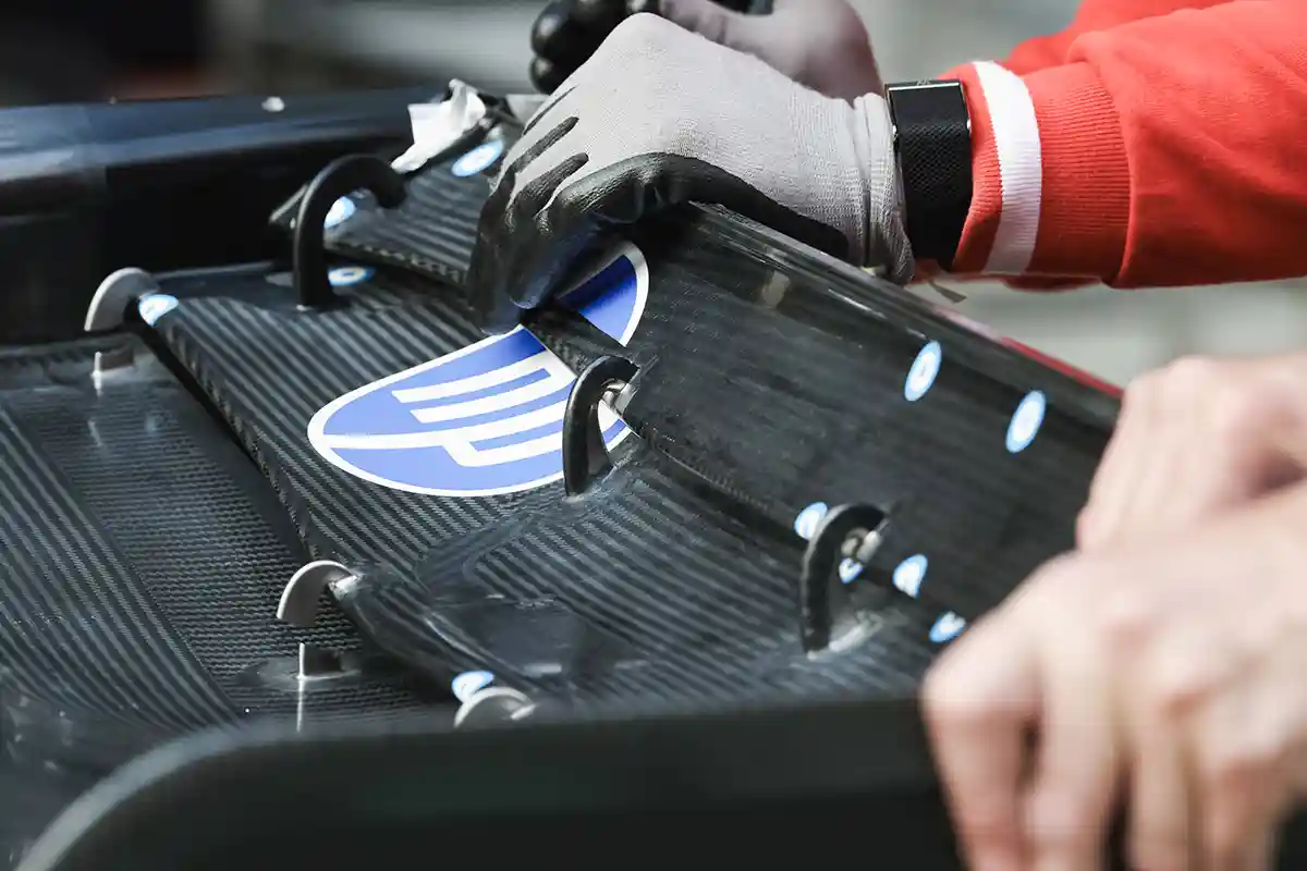 Ferrari rear wing macarena technical detail during the 2026 Chinese GP, Macarena wing FIA safety probe. © IMAGO / IPA Sport