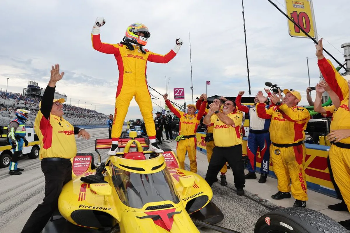 Alex Palou celebrates his fifth IndyCar title on the DHL Chip Ganassi Racing Honda at Milwaukee