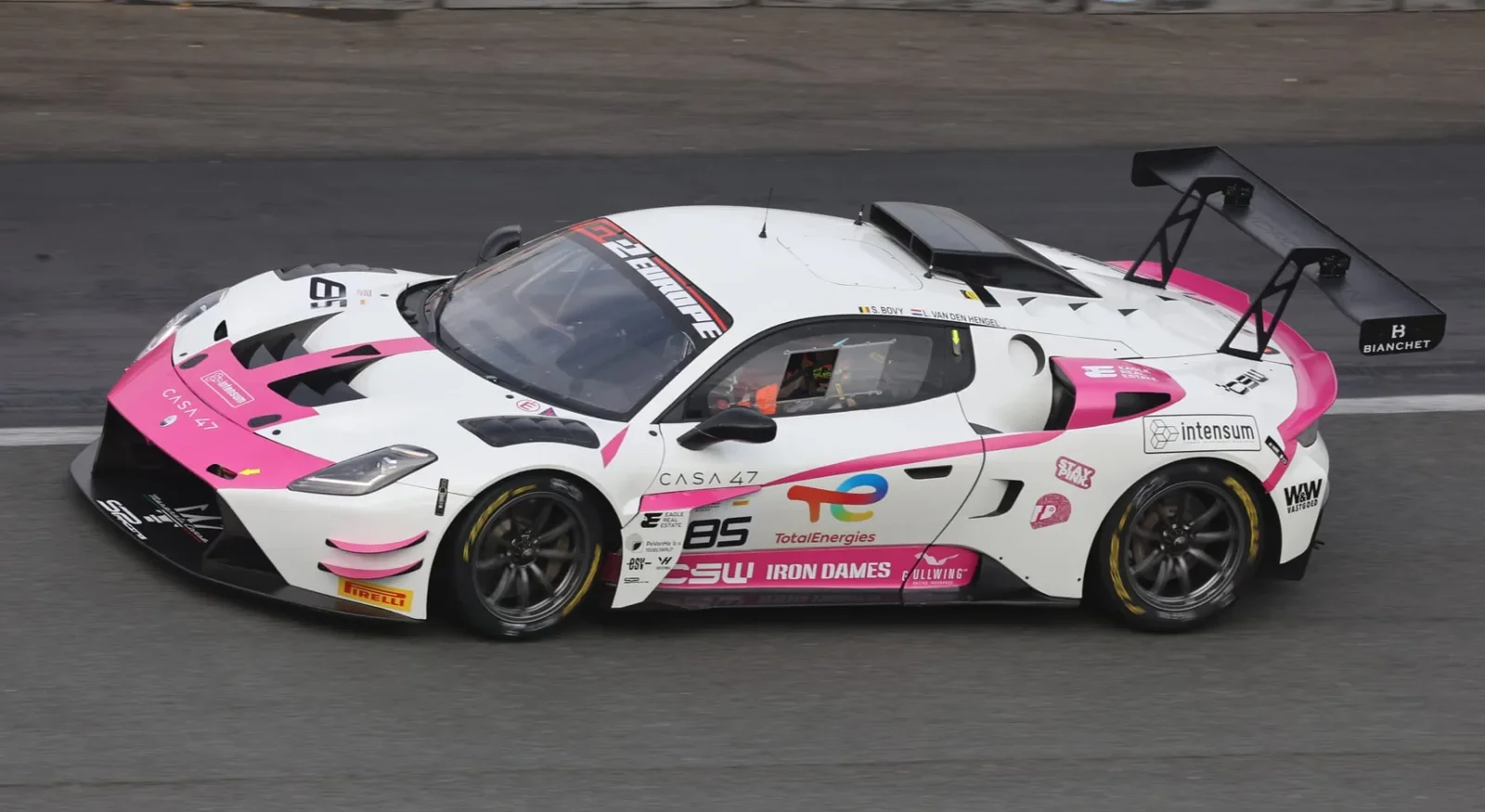 The pink and white Iron Dames Maserati MC20 GT2 at Zandvoort