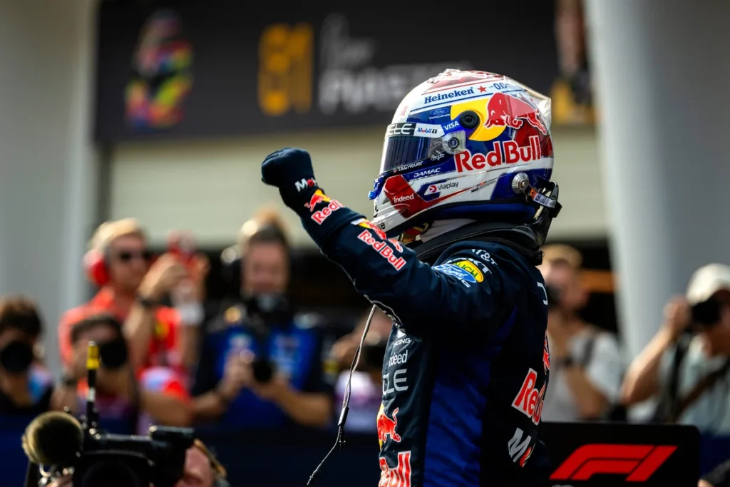 Verstappen wins at Sepang after a red flag, a tyre gamble and heartbreak for Russell