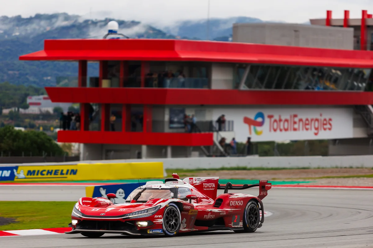 The #7 Toyota TR010 Hybrid in the WEC race at Barcelona 2026